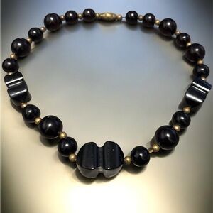 Collar Black and Gold Beaded Necklace